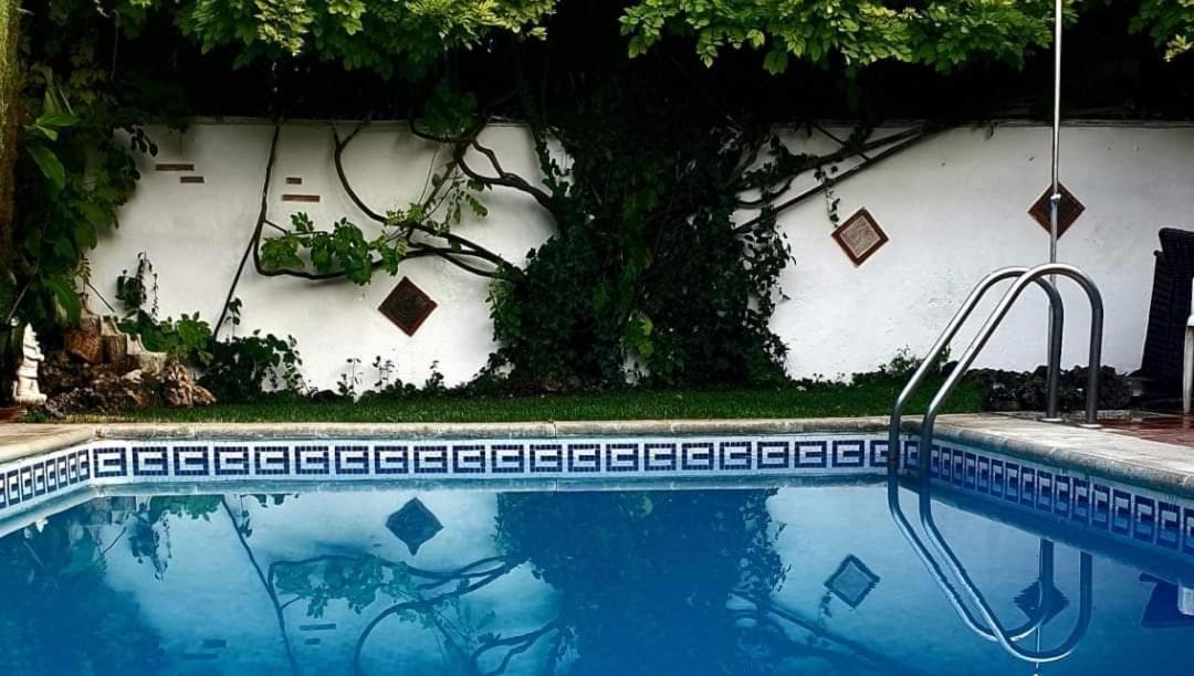 Villa Albaida La Zubia  Buitenkant foto