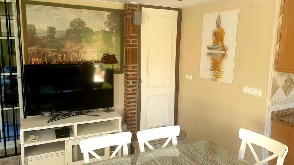 Villa Albaida La Zubia  Buitenkant foto