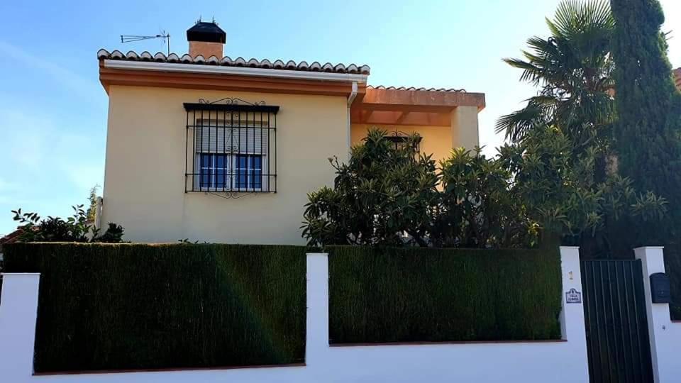 Villa Albaida La Zubia  Buitenkant foto