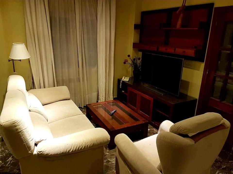 Villa Albaida La Zubia  Buitenkant foto